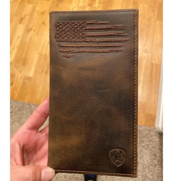 Men's Rodeo Wallet with Distressed USA Flag and Shield Logo - Picture 2 of 7